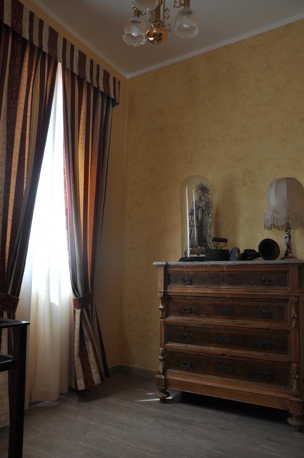 Villa Del Poeta ซุลโมนา ภายนอก รูปภาพ
