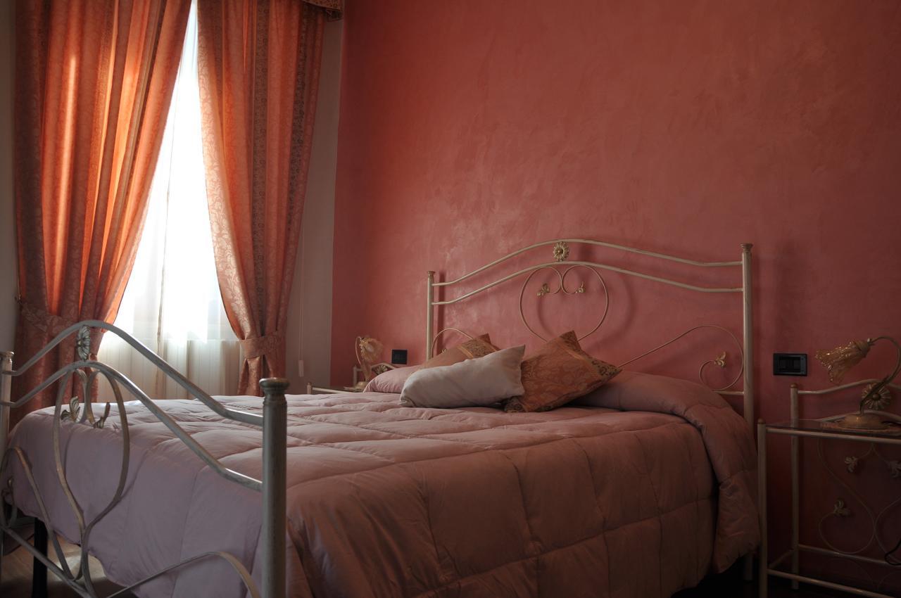 Villa Del Poeta ซุลโมนา ภายนอก รูปภาพ